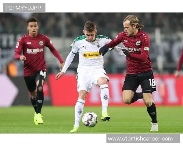 沙尔克04遭遇连败,保级形势严峻,经理人索莱尔深陷压力 沙尔克04遭遇连败,保级形势严峻,经理人索莱尔深陷压力