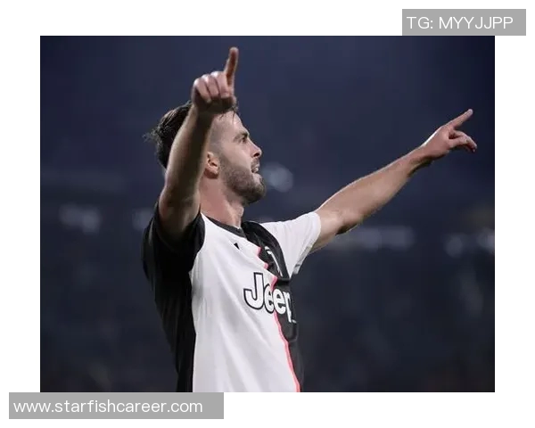 皮亚尼奇获评意甲最佳中场球员，演绎完美中场艺术